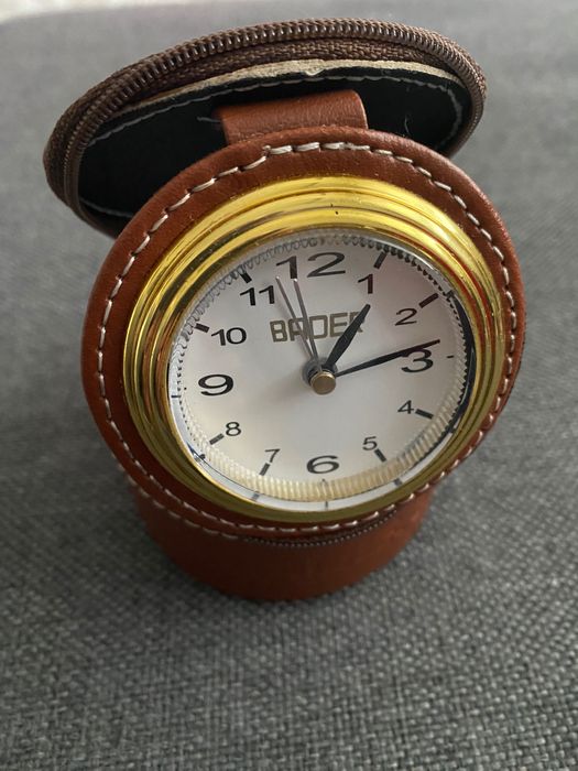 Ceas deșteptător analog ,nou!