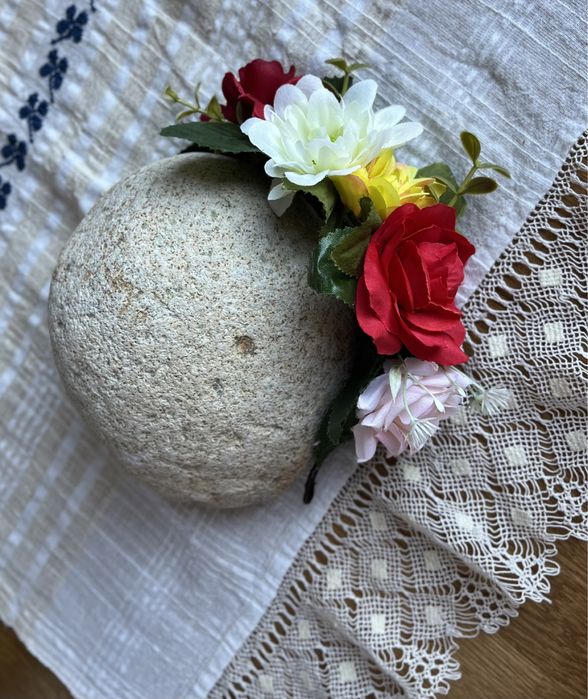 Диадема с цветя за народни танци