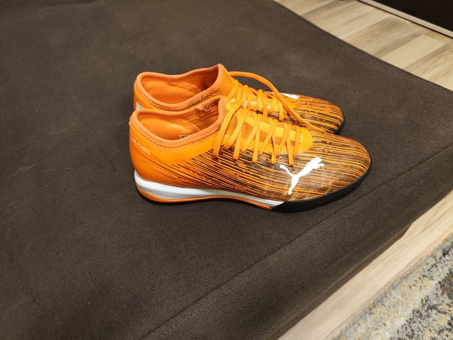 Ghete adidași fotbal Puma 44