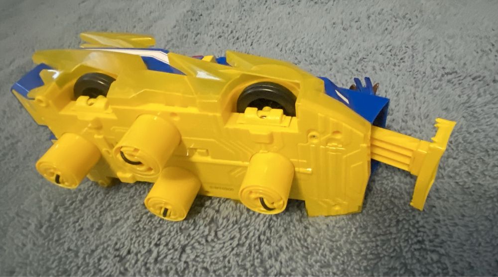 Patrula Catelusilor, Chase cu masina care se transforma