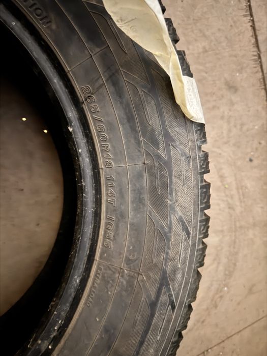 Шины шипованные Yokohama iceguard stud