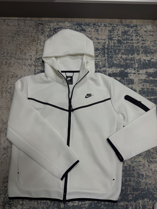 найк теч флис.