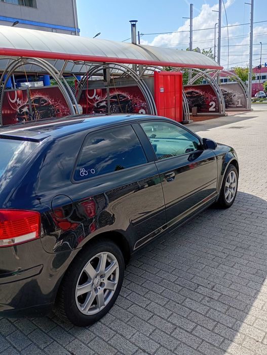 De vanzare auto Audi A3,in doua usi