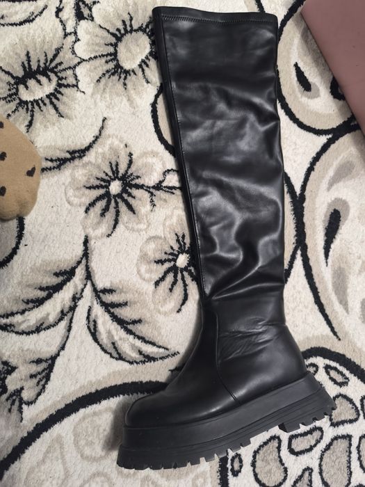 Кожаные ботфорты 39 размера