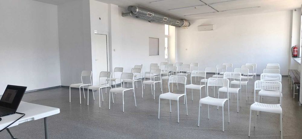 Зала под наем за обучения, курсове и детски рождени дни | Пловдив | Почасово