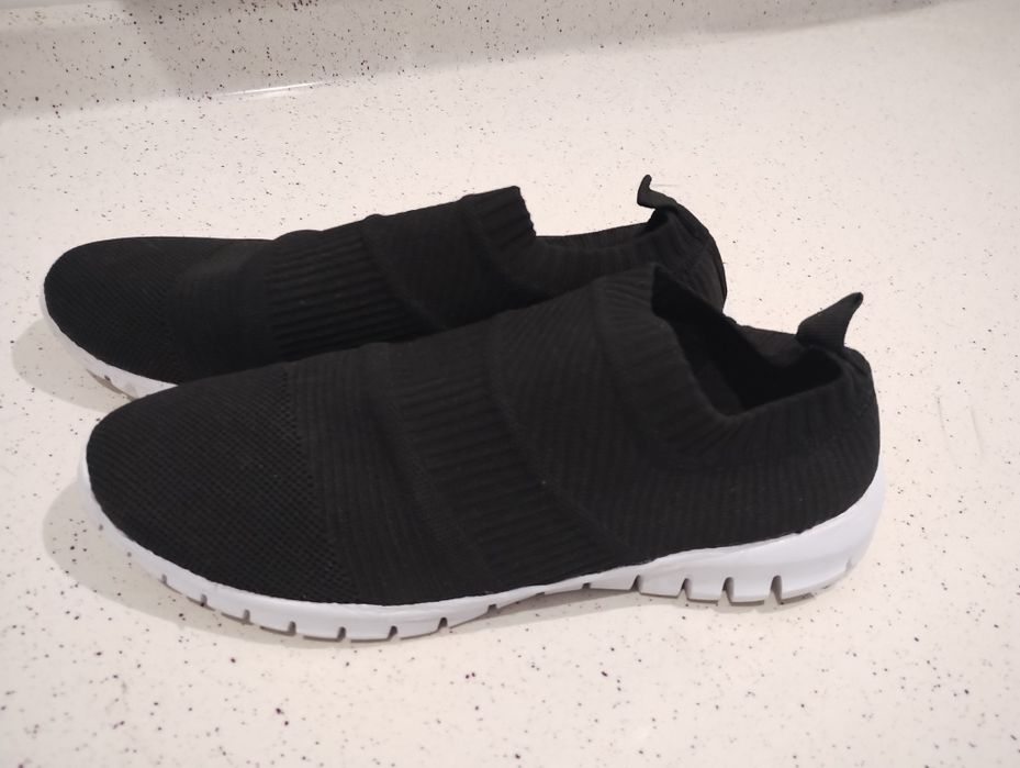 Летни мрежести обувки