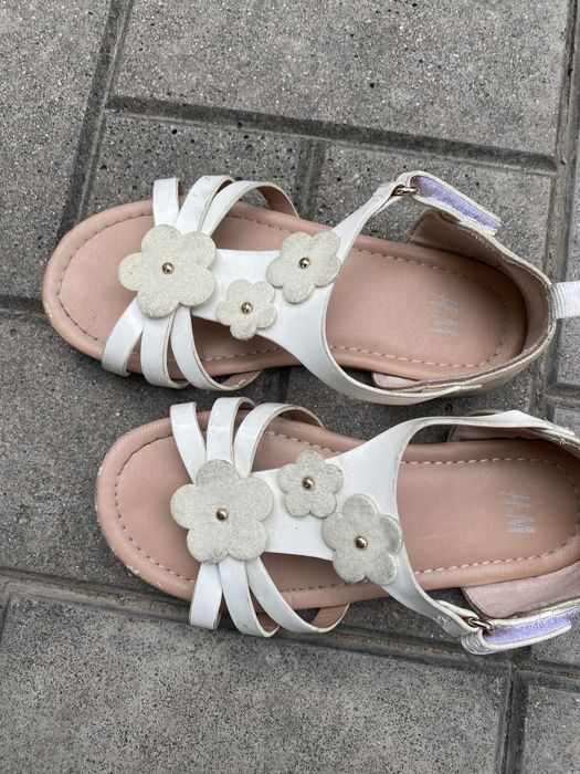 Босоножки для девочки h&m