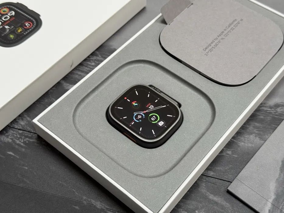 Apple watch Ultra 2 Black Titanium Milanese Loop Гаранция