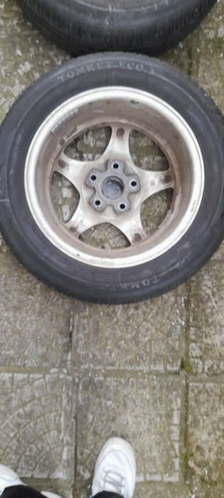 Отлични гуми 15"