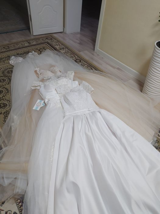 Свадебные платья