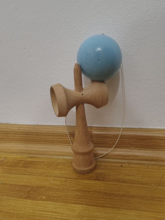 Kendama sweets ca noua