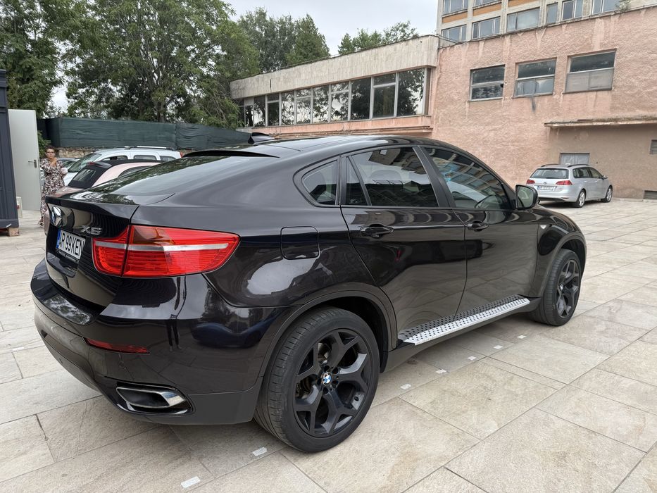 BMW X6 3.0 D o singură turbină
