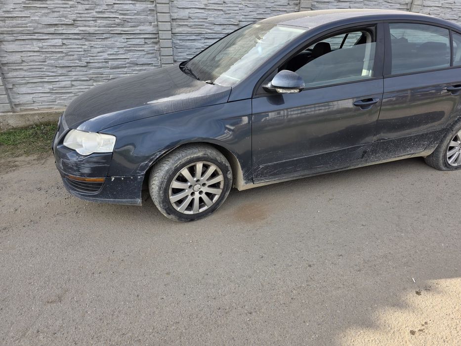 Dezmembrez vw Passat b6 1.9 tdi