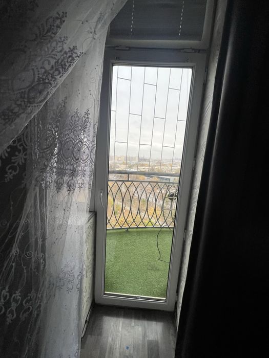 arendaga Navoida 9 mkr 2 xonalik yangi hayot domlari