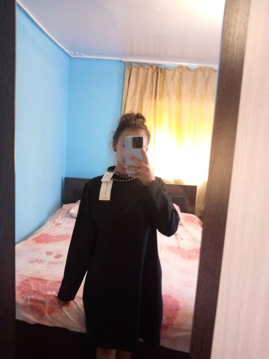 Срочно продаю платье.Производство Турция новое  (размер не подошло)