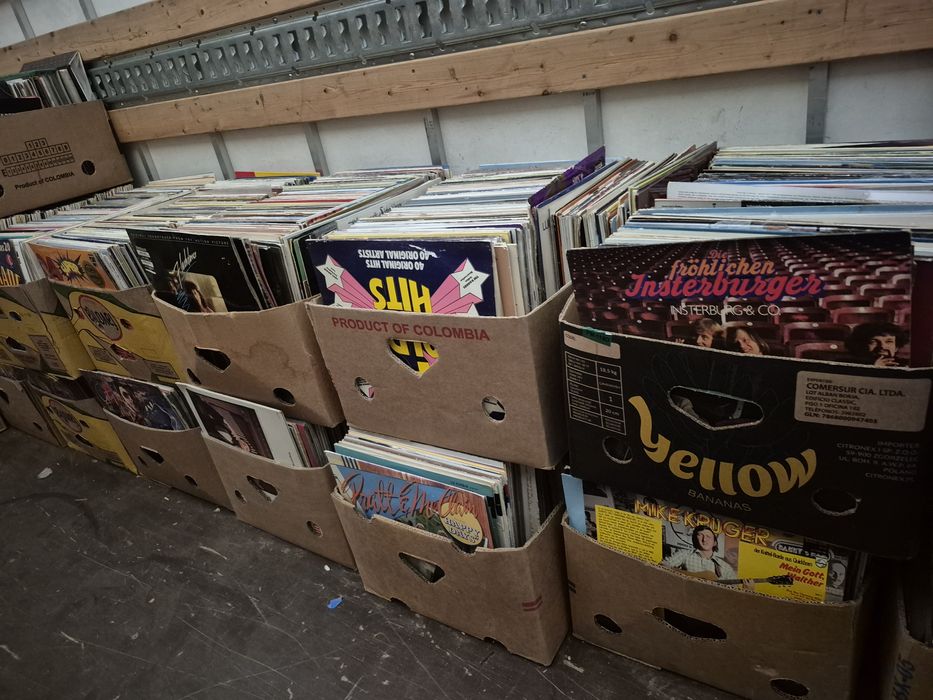 Lot Discuri Vinil colectie 200 LP cu muzica usoara straina mixta