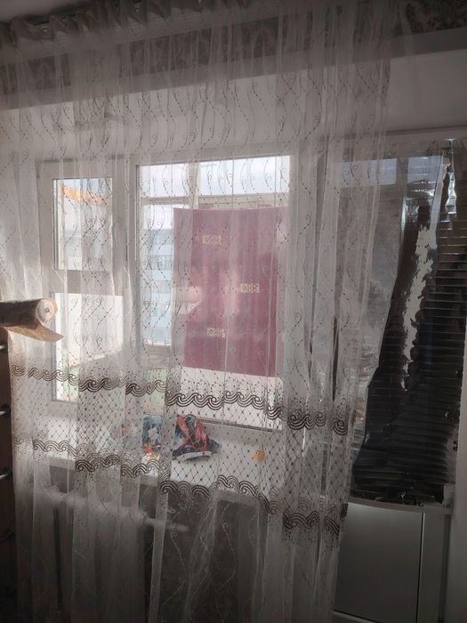 Абая 84.Срочно продам 2 ком кв! Торг