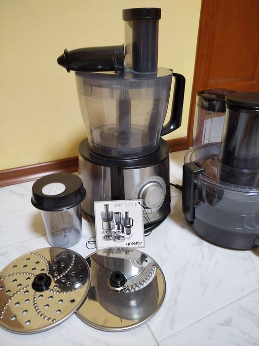 Кухненският робот Gorenje SBR1000E