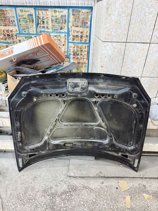 Капот от приоры продается
