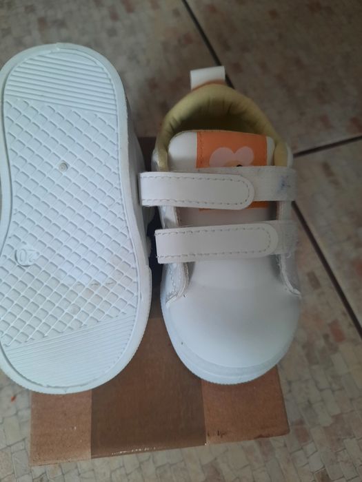 Încalțăminte bebelusi (2 perechi)