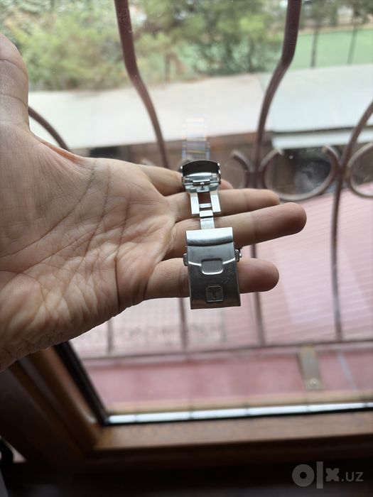 Tissot часы кварцевые