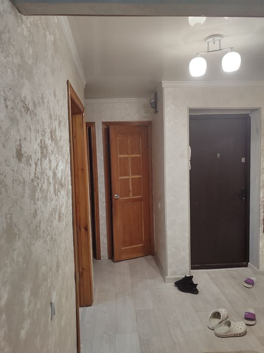 Продам квартиру 3-х комнатную