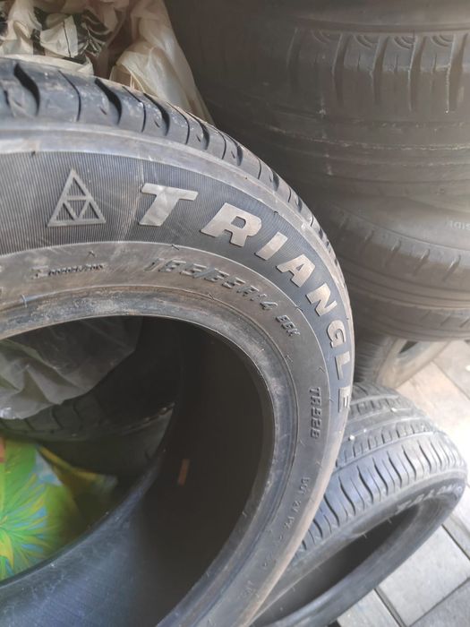 Продам пару летних шин