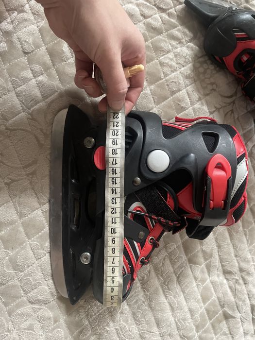 Продам детские коньки