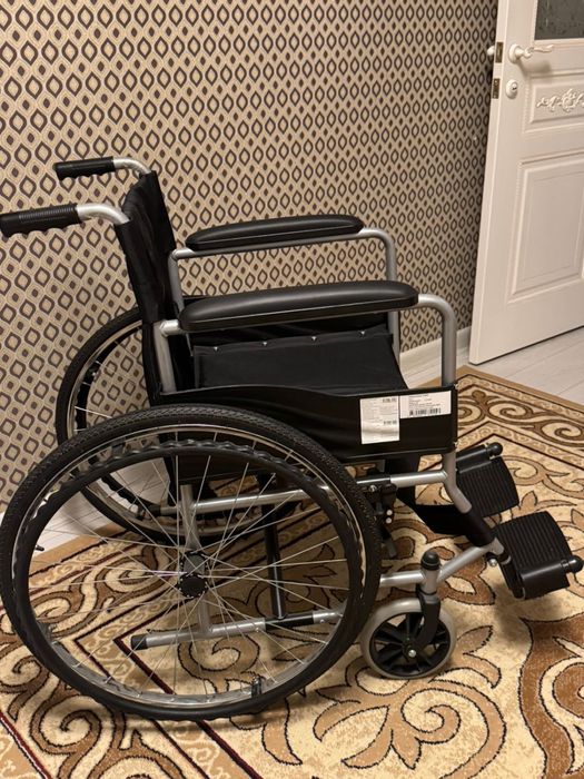 Инвалидная коляска