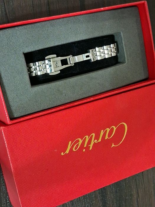 Продам часы Cartier Картье