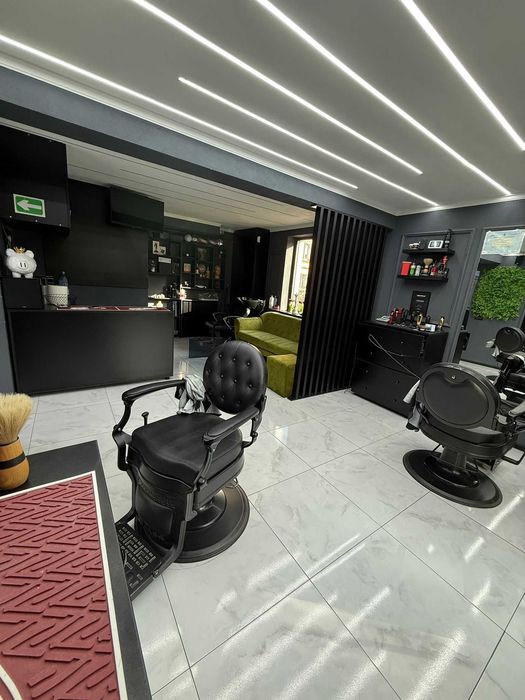 inchiriez frizerie ultra central afacere la cheie 5 scaune