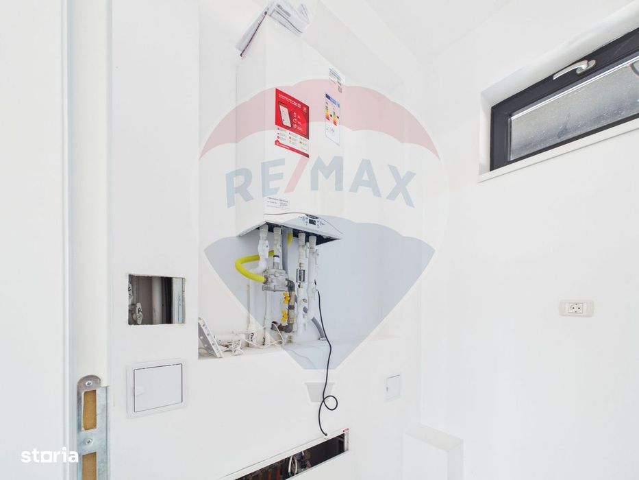 Casa tip duplex cu 4 camere de vânzare in Balotesti