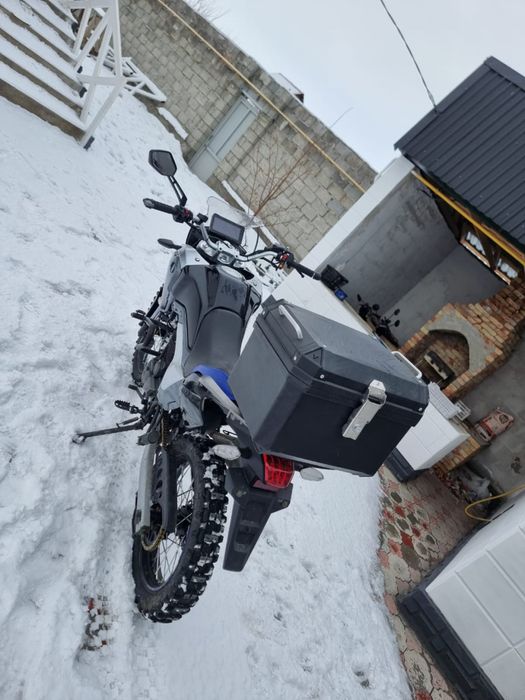 Мотоцикл турист  эндуро