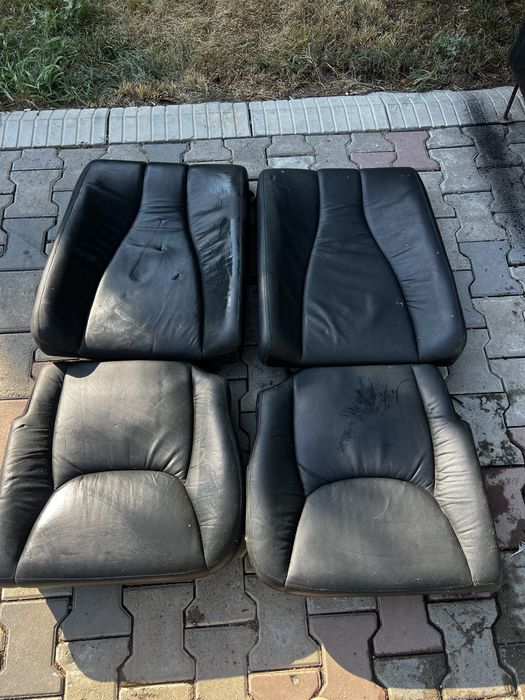 Продам сиденья на w 220