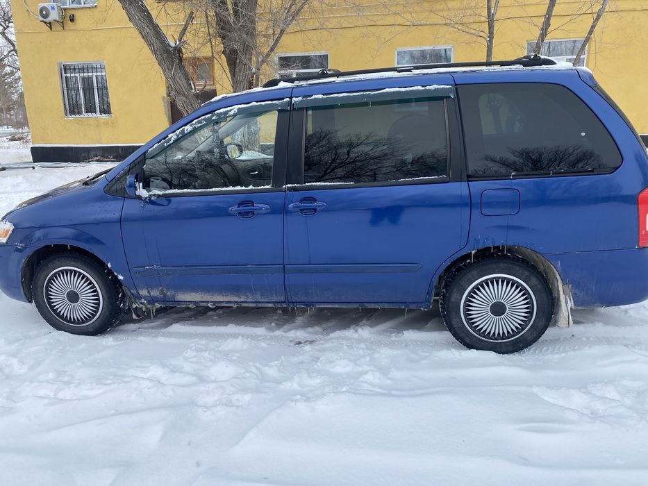 Продам авто мазда мпв