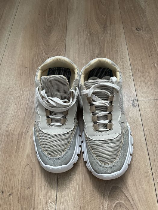 Sneakers Musse mărimea 39 bej
