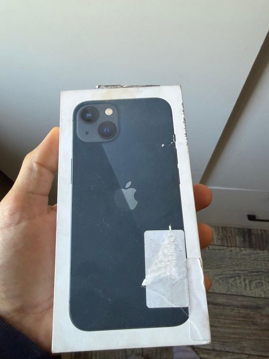 Продается Айфон 13