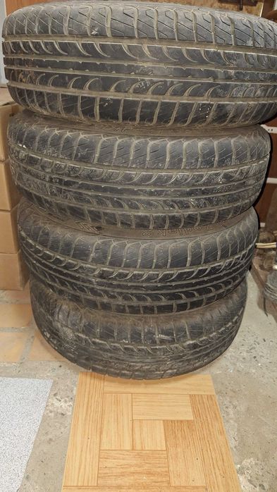 Шины на дисках Р13.
