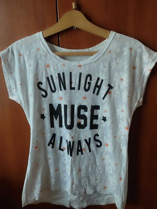 Дамски нови дрехи на ниски цени.