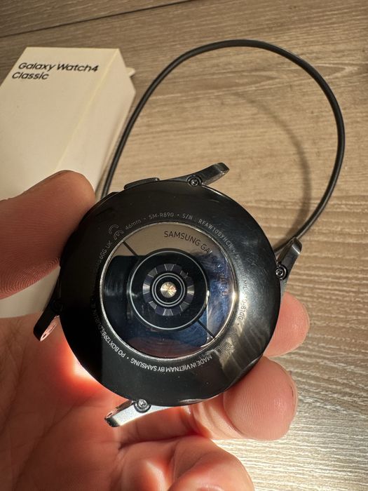 Samsung Galaxy Watch 4 Classic*