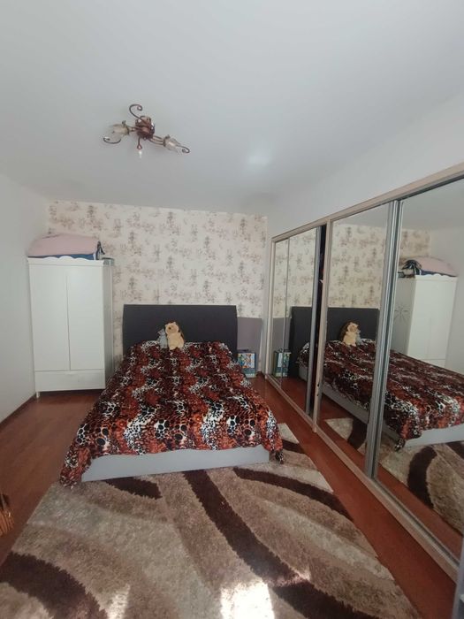 Vanzare apartament o camera