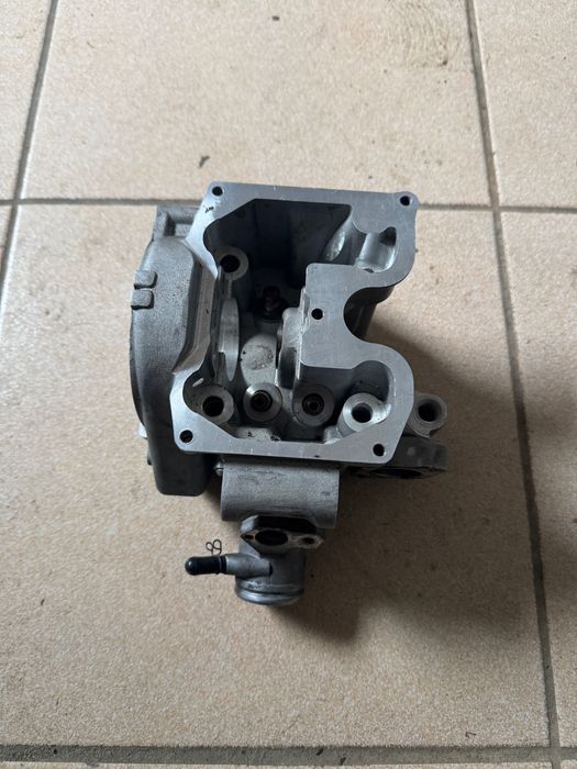 Vând supape yzf r125