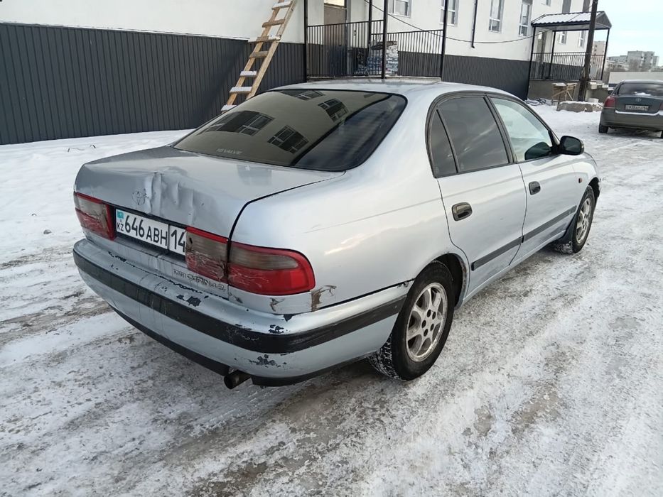 Продам toyoto carina e
