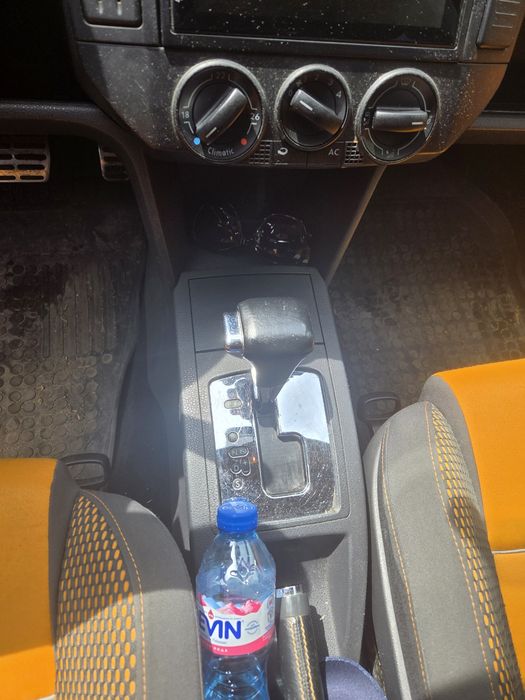 Volkswagen Cross Polo