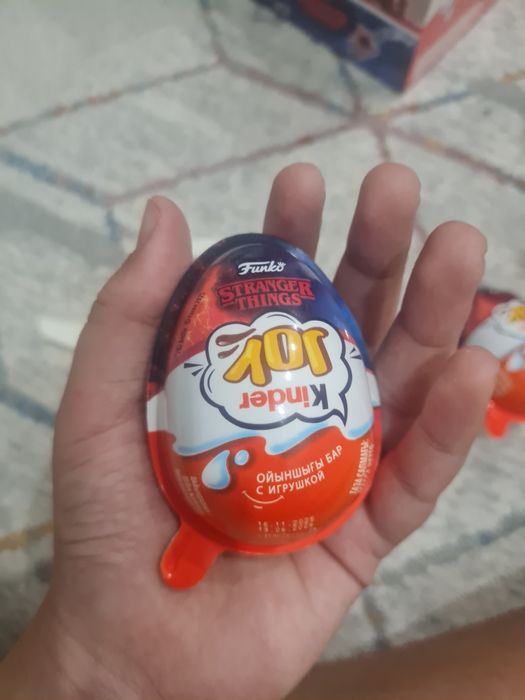 Киндер джои очень странные дела