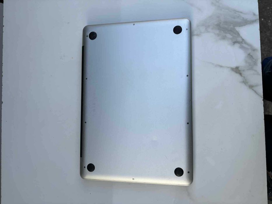 MacBook Pro 13” (Mid 2012) – i5, 8GB RAM, 256GB SSD