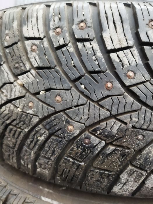 Шины триангл 235/55/18 зима комплект