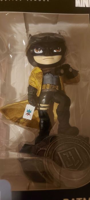 Figurina batman noua cutie