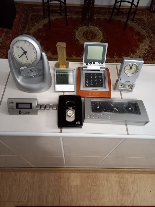 Canada CEASURI cu TERMOMETRU și HIGROMETRU,noi,unicate,model lux