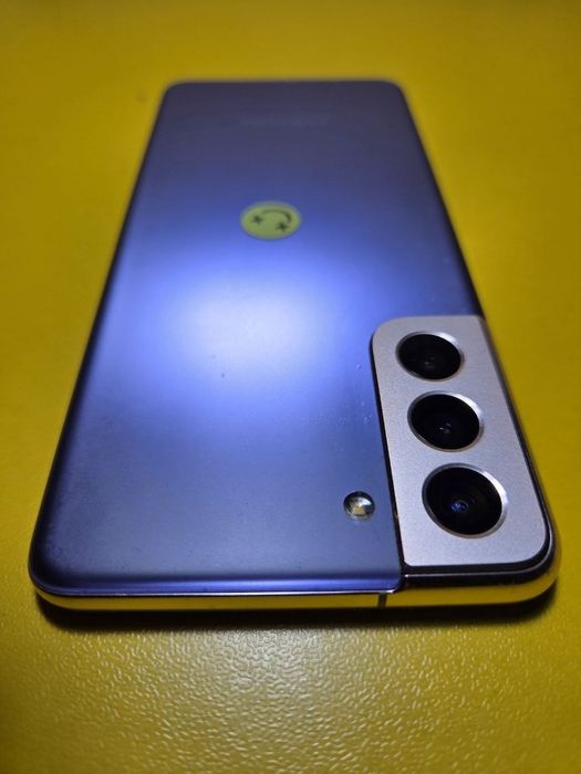 Samsung s21.  5G 256gb  Argnal
